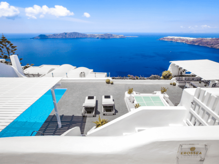 Entire Villa Erossea Featured